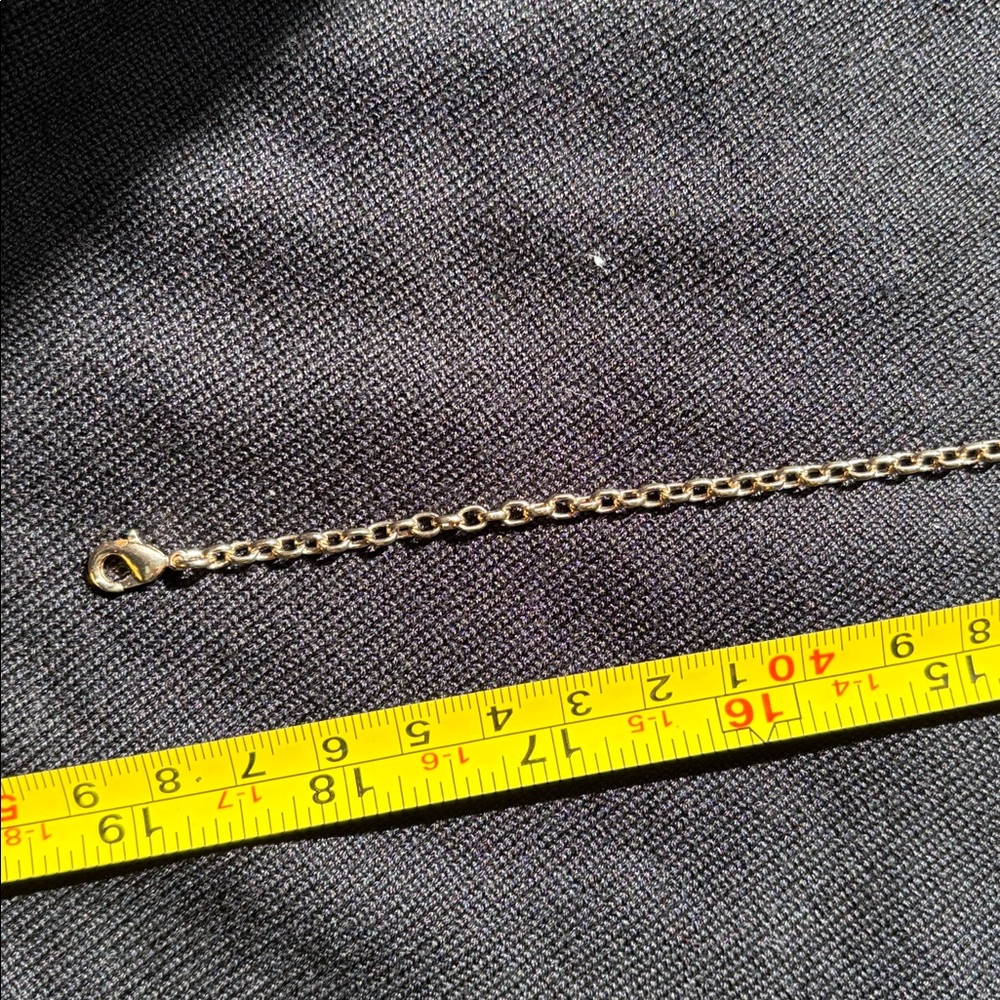 Starfish Crystal Necklace - Picture 5 of 6